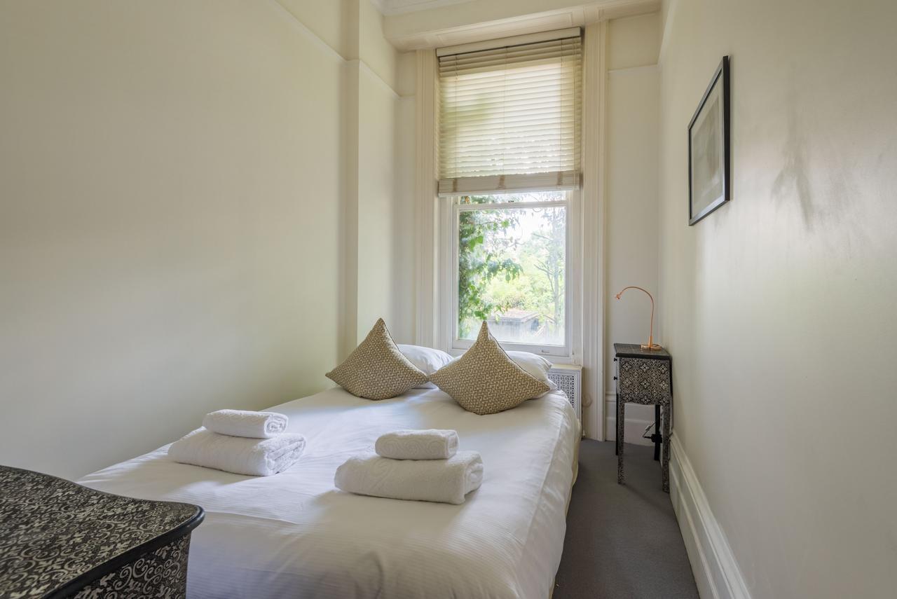 Lovely Chelsea Home Near The Thames By Underthedoormat London Exteriör bild