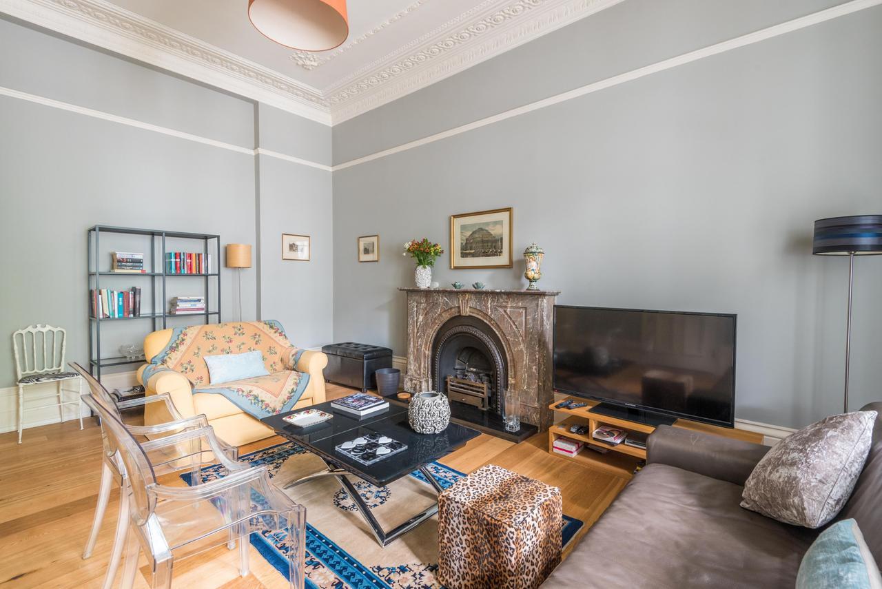 Lovely Chelsea Home Near The Thames By Underthedoormat London Exteriör bild